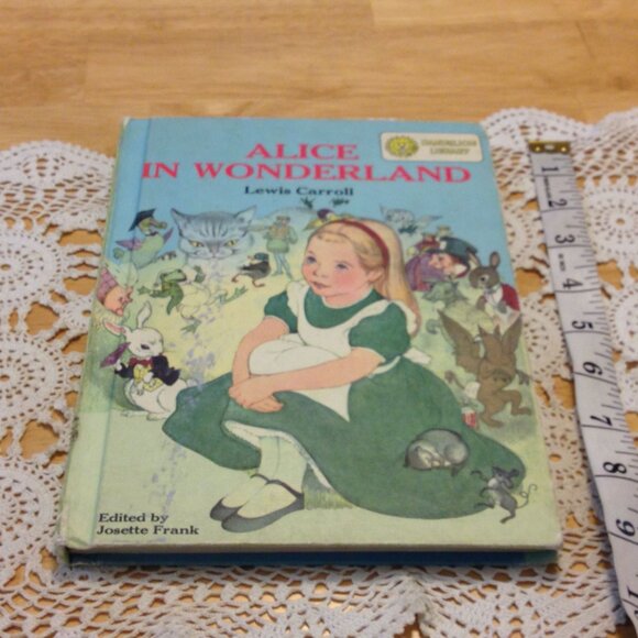 Vintage Peter Pan and Alice in Wonderland book - Picture 7 of 16